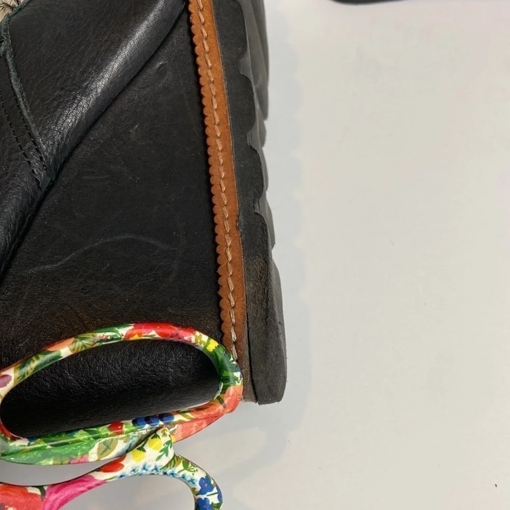 FABIANELLI BLACK WEDGE Sherpa Lace-up ANKLE BOOTS Sz 40 Winter Apres Ski Luxury